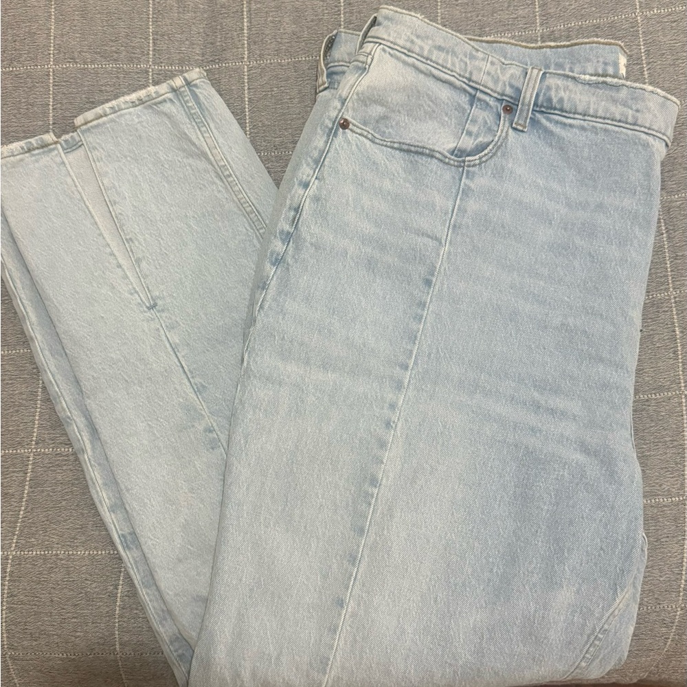 Abercrombie & Fitch Light Wash Straight Jeans